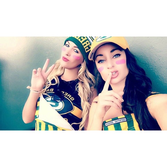 Meet your Posher, Haley - Picture 6 of 6